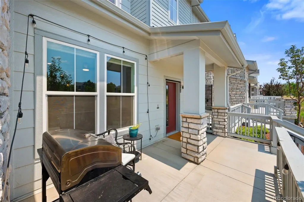 1544 Sanitas Lane Lafayette CO 80026