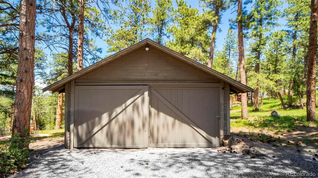 25997 Mountain View Road Golden CO 80401