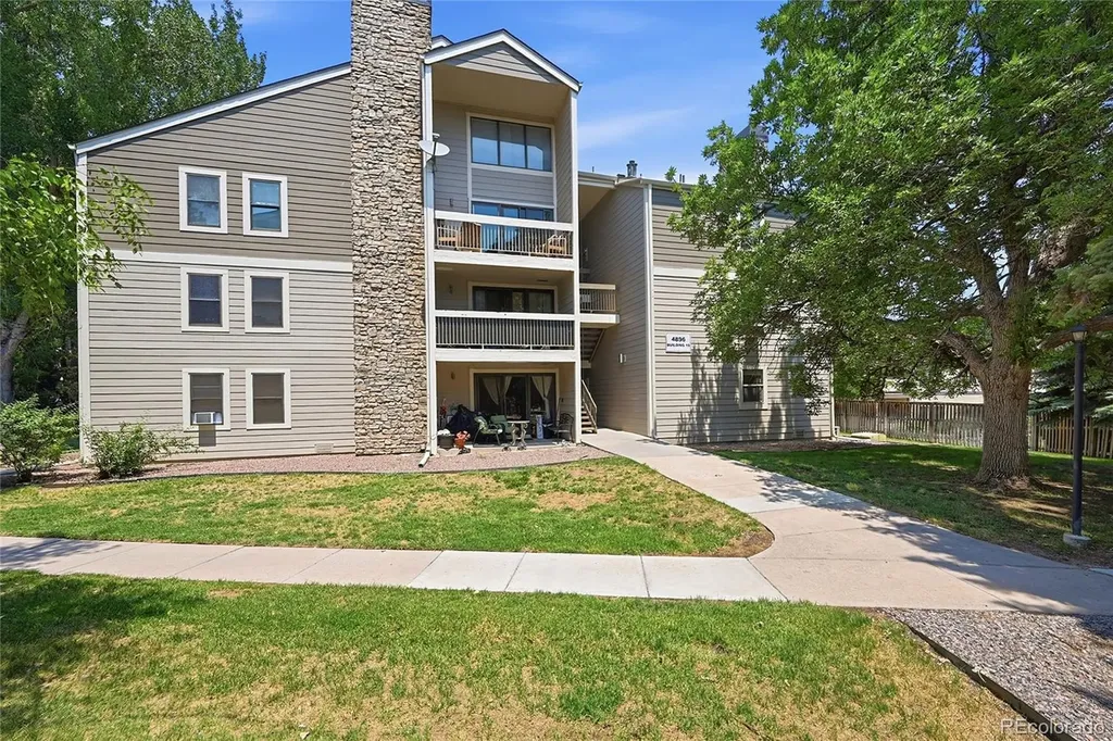 4869 S Dudley Street Littleton CO 80123