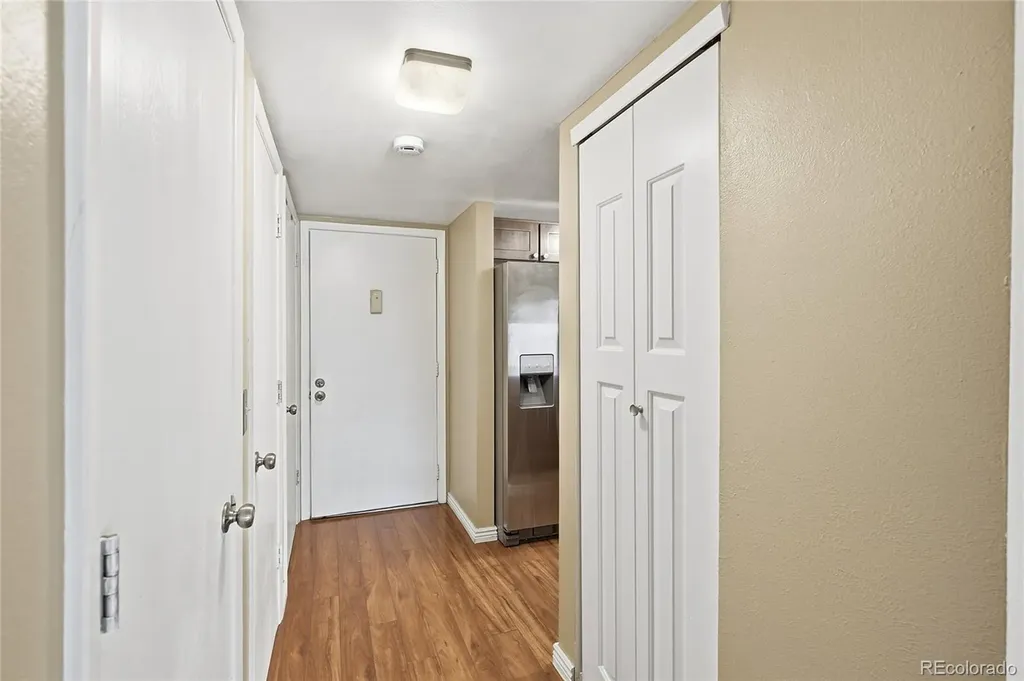 4869 S Dudley Street Littleton CO 80123