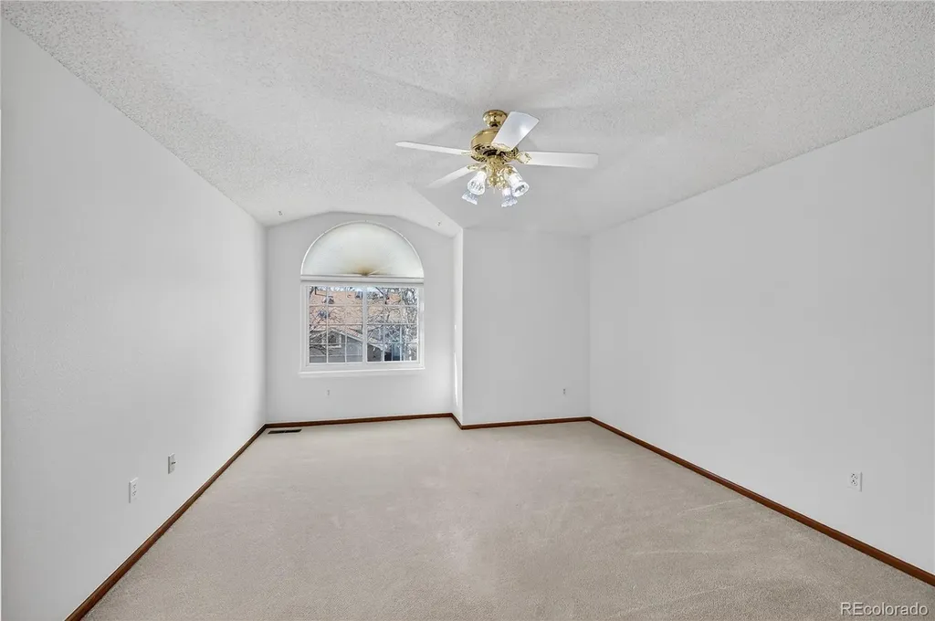 4916 S Eagle Circle Aurora CO 80015