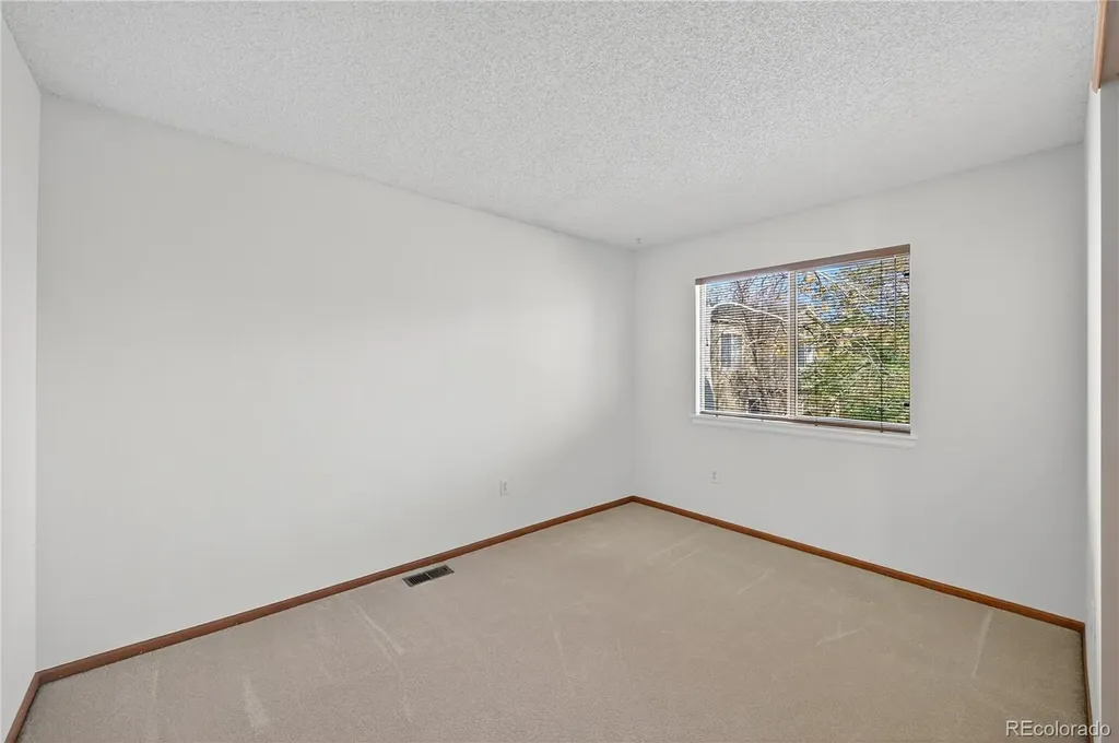 4916 S Eagle Circle Aurora CO 80015