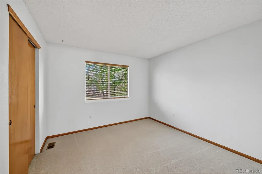 4916 S Eagle Circle Aurora CO 80015