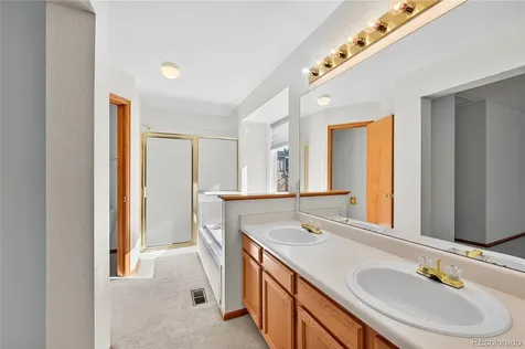 4916 S Eagle Circle Aurora CO 80015
