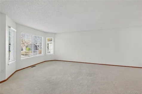 4916 S Eagle Circle Aurora CO 80015