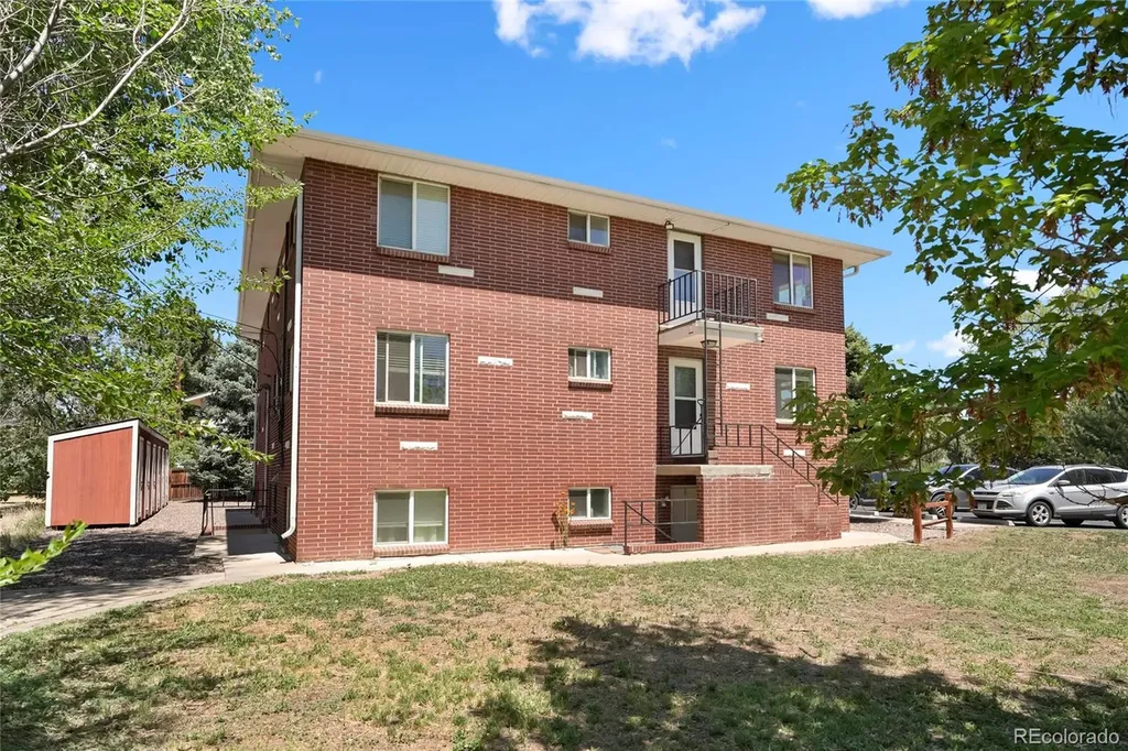 5955 Yukon Street Arvada CO 80004