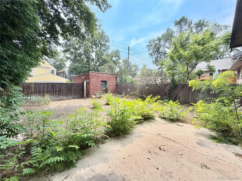 1146 Jackson Street Denver CO 80206