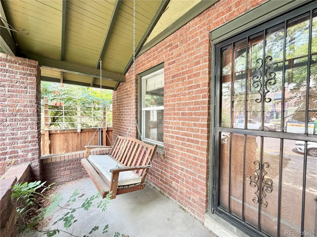 1146 Jackson Street Denver CO 80206