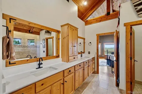 10 Bozeman Trail Elizabeth CO 80107