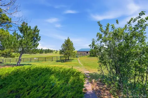10 Bozeman Trail Elizabeth CO 80107