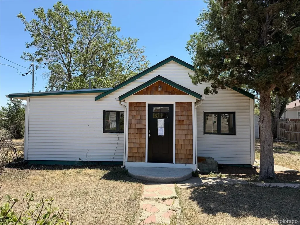 2840 W 65th Place Denver CO 80221