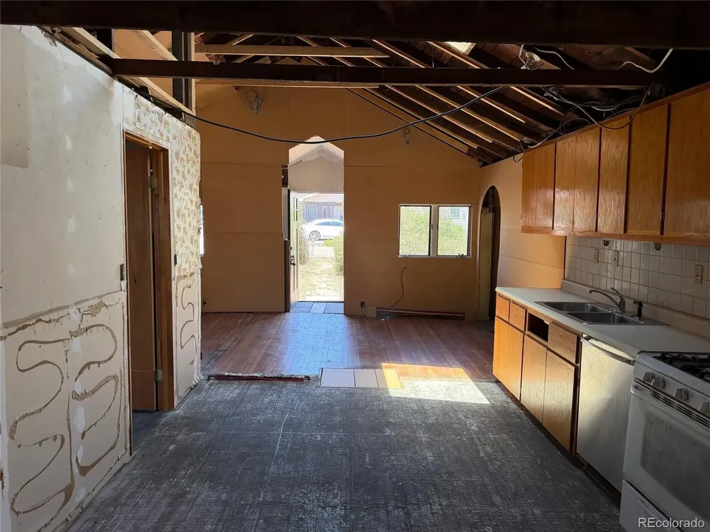 2840 W 65th Place Denver CO 80221