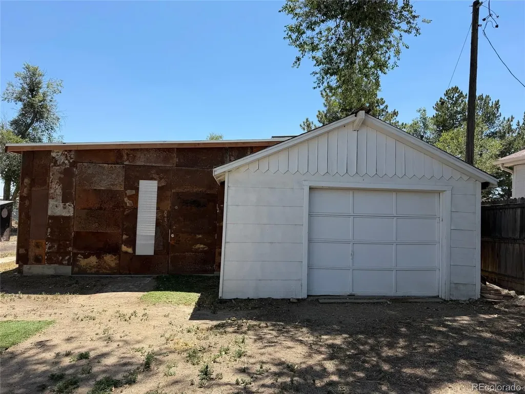 2840 W 65th Place Denver CO 80221