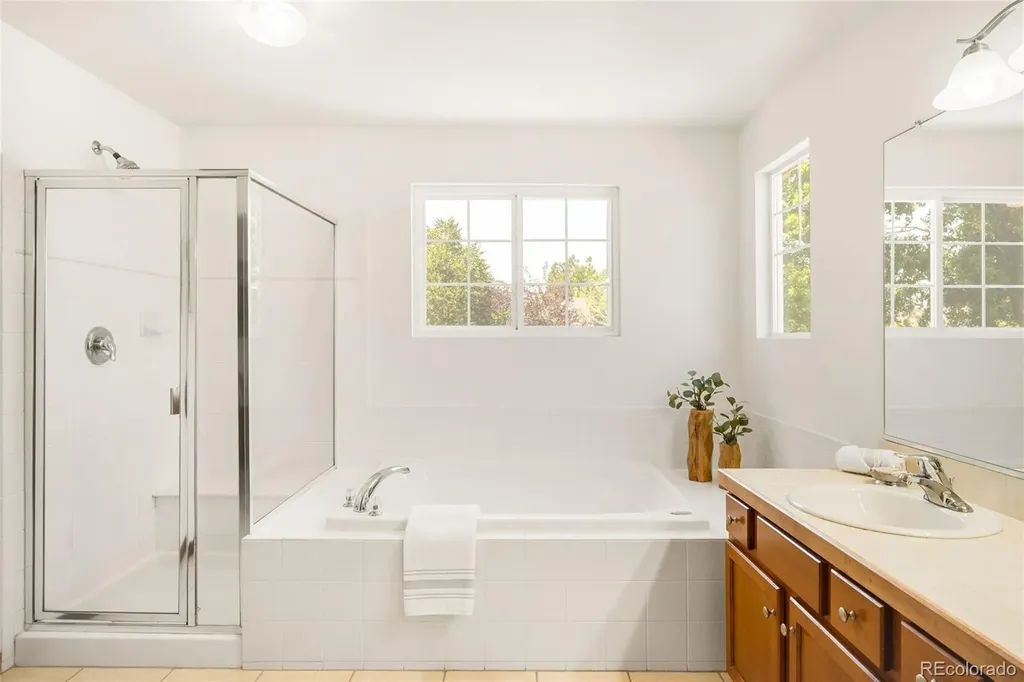 5323 Nelson Street Arvada CO 80002