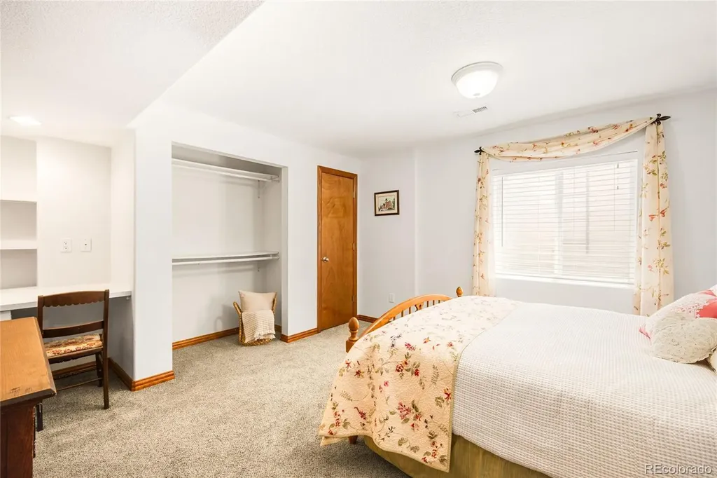 5323 Nelson Street Arvada CO 80002