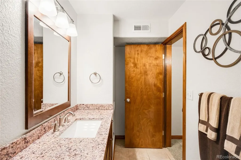 5323 Nelson Street Arvada CO 80002