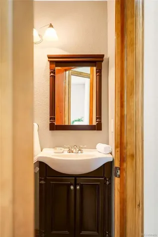 5323 Nelson Street Arvada CO 80002