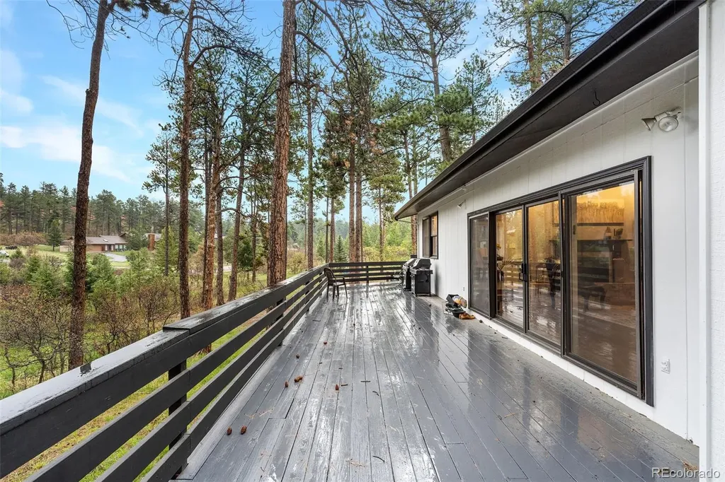 8170 Red Rock Court Larkspur CO 80118
