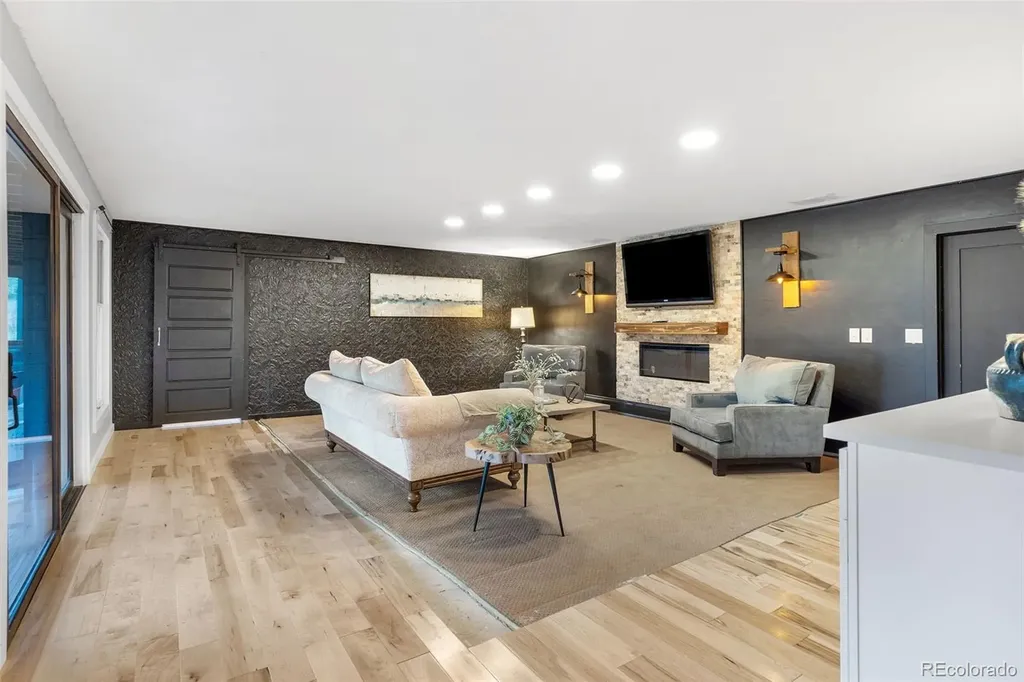8170 Red Rock Court Larkspur CO 80118