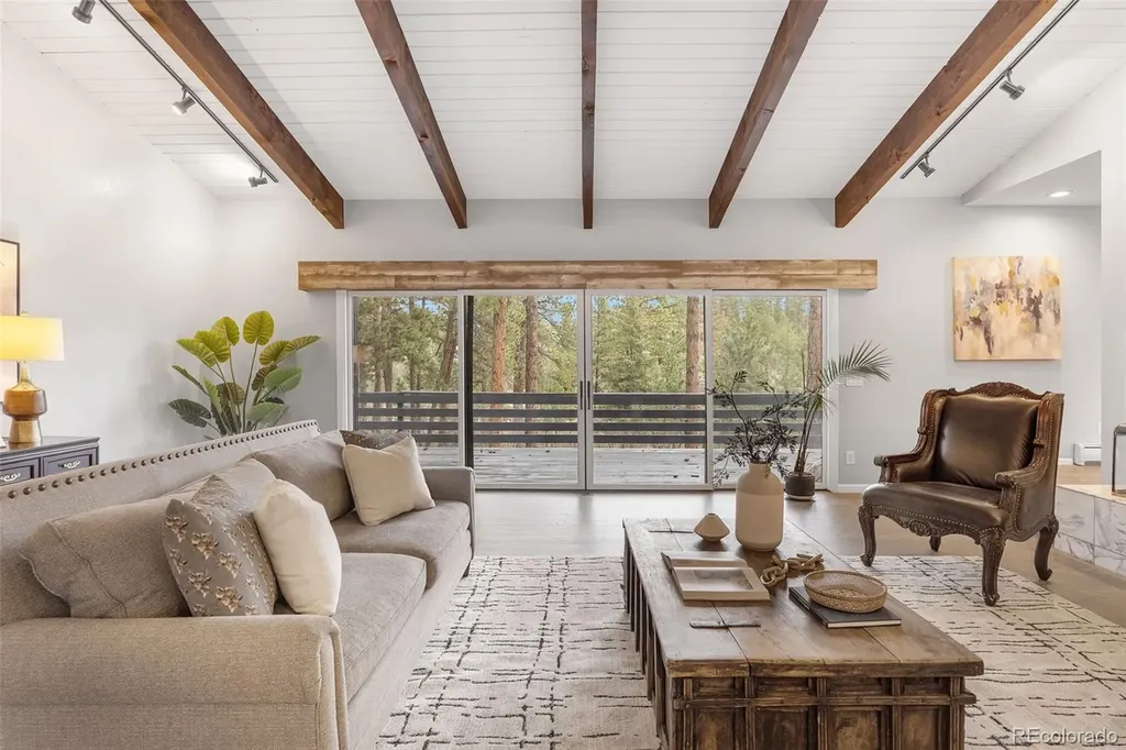 8170 Red Rock Court Larkspur CO 80118