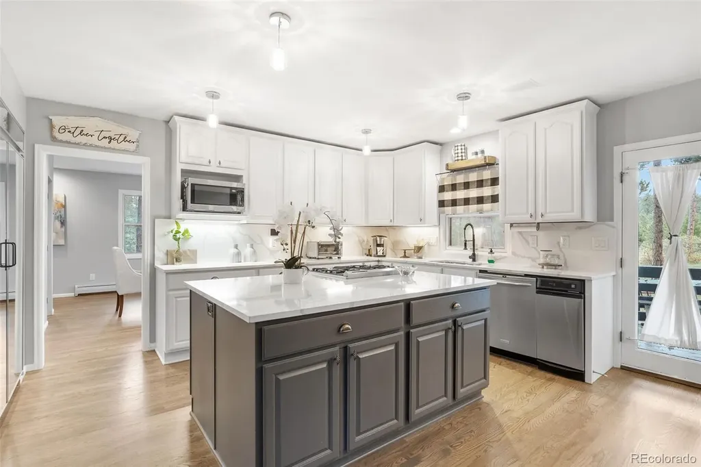 8170 Red Rock Court Larkspur CO 80118