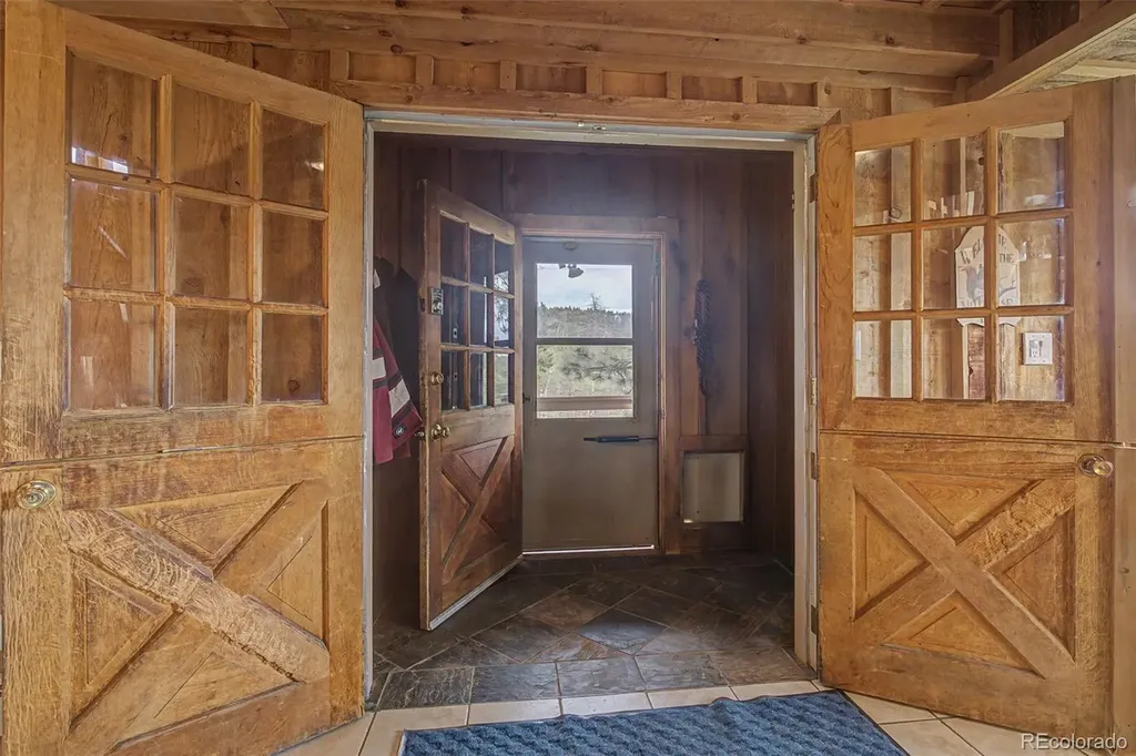 26 Howe Court Black Hawk CO 80422