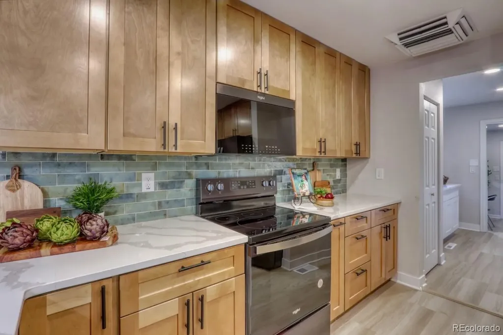 805 Perry Street Denver CO 80204