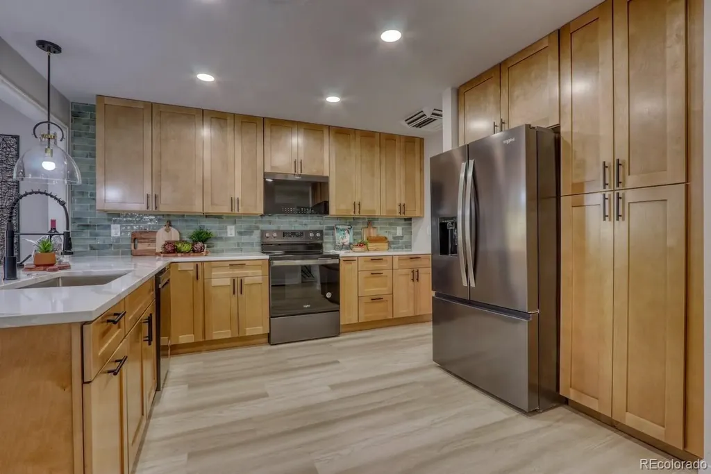 805 Perry Street Denver CO 80204