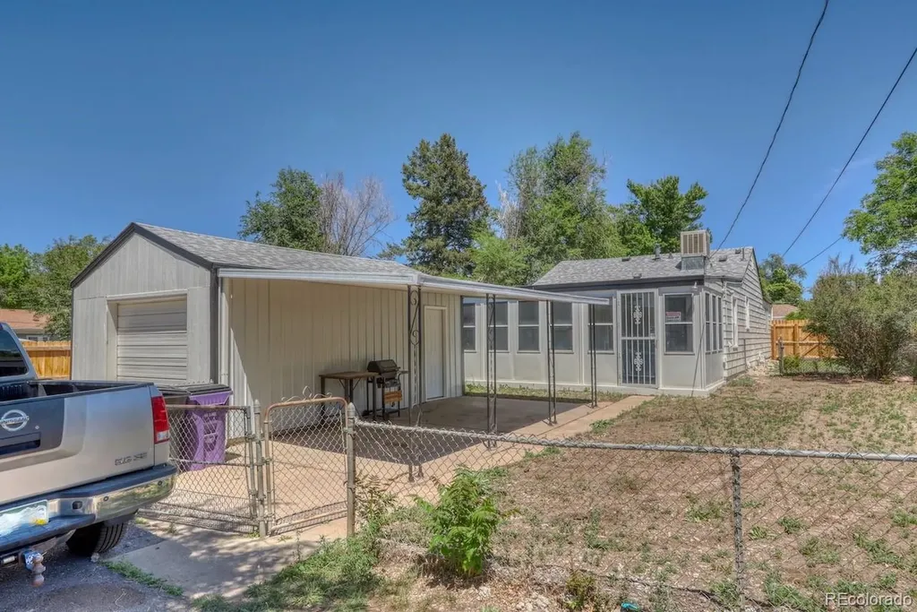805 Perry Street Denver CO 80204