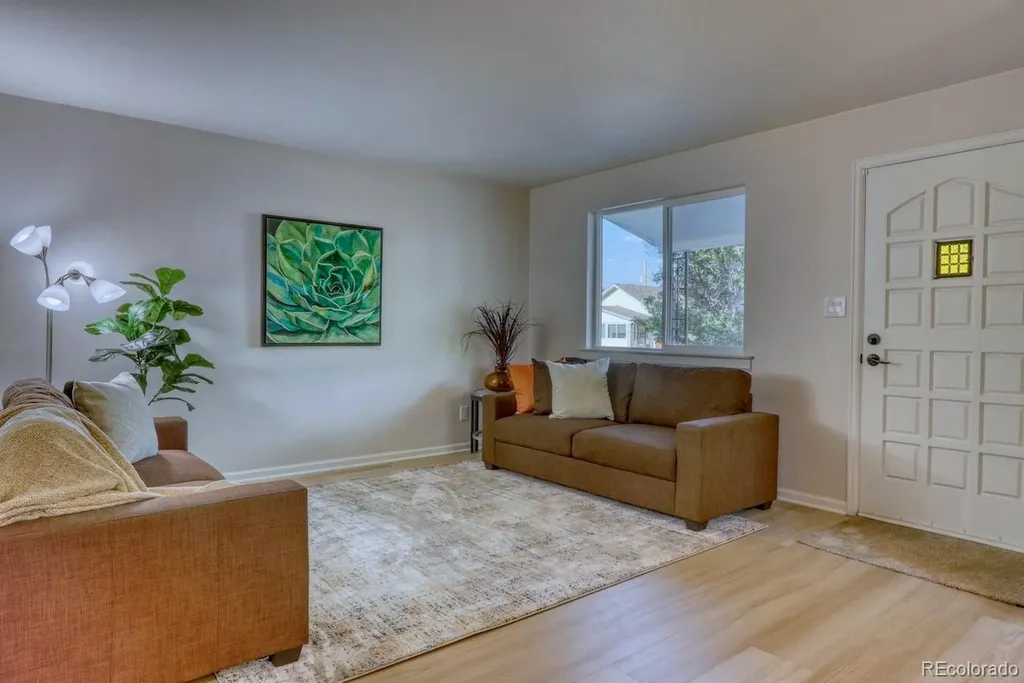 805 Perry Street Denver CO 80204