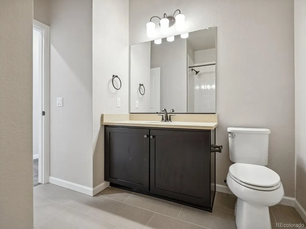 6153 N Ceylon Street Denver CO 80249