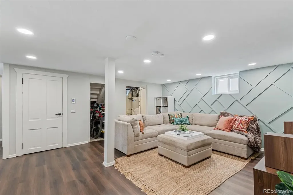 3612 Perry Street Denver CO 80212