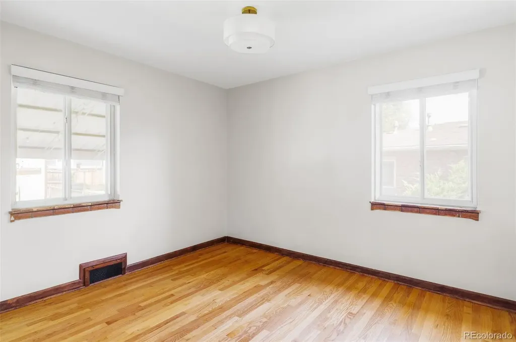 2929 Dexter Street Denver CO 80207