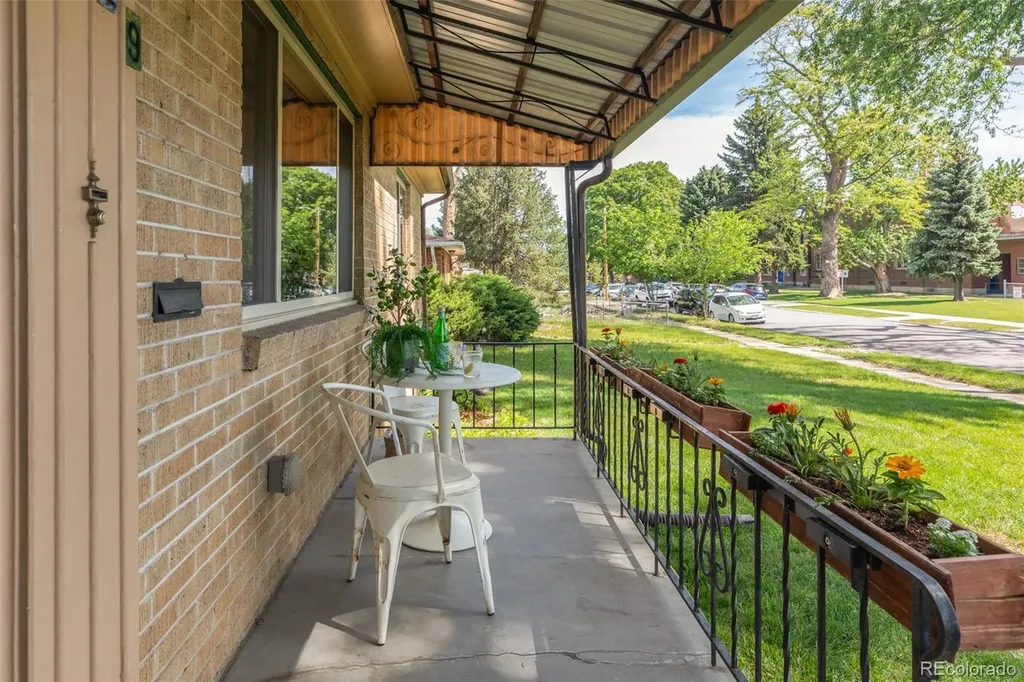 2929 Dexter Street Denver CO 80207