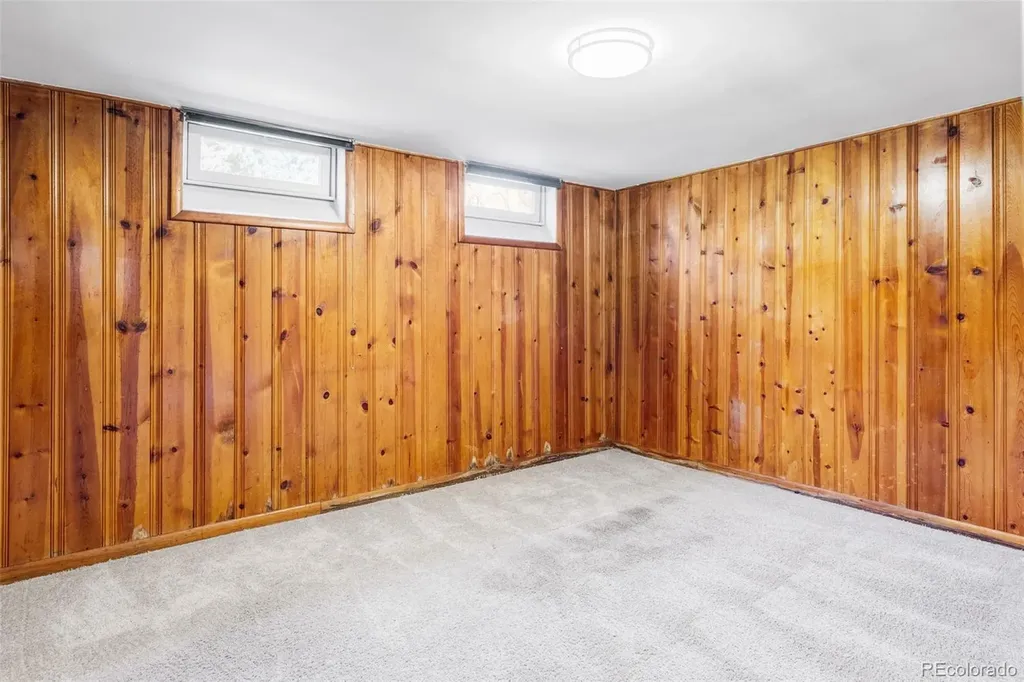 2929 Dexter Street Denver CO 80207
