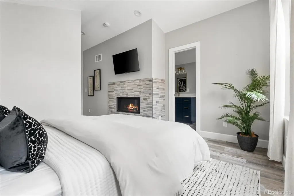 1742 N Pearl Street Denver CO 80203