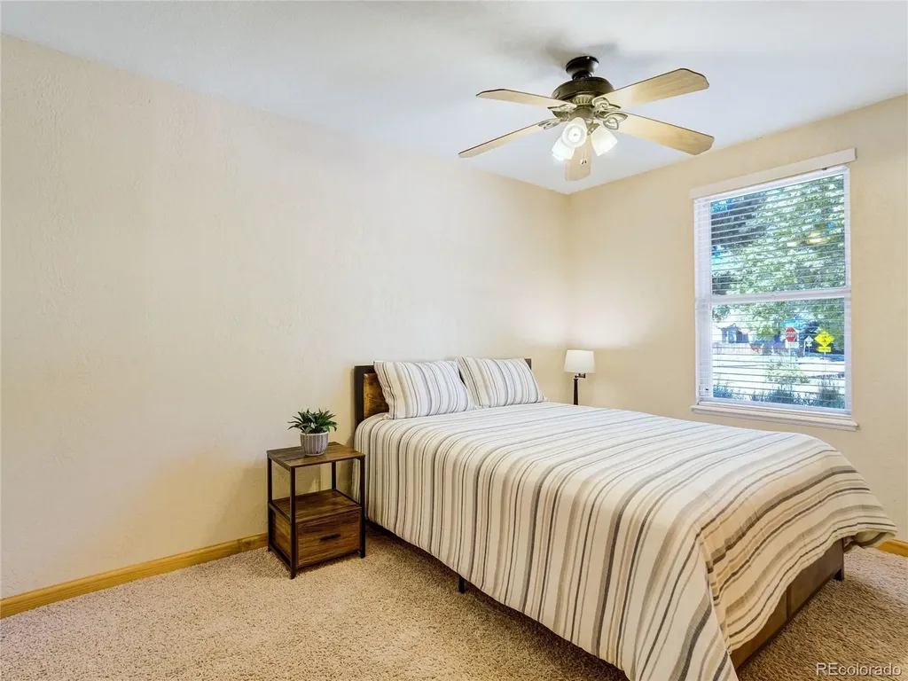 5915 Pemberton Way Colorado Springs CO 80919