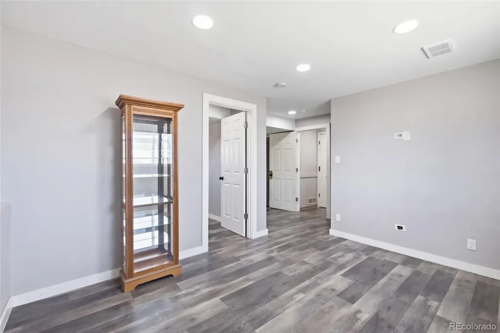 1759 Sunset Street Longmont CO 80501