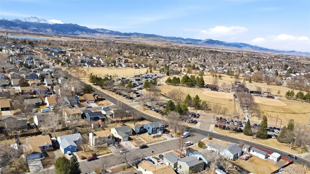1759 Sunset Street Longmont CO 80501