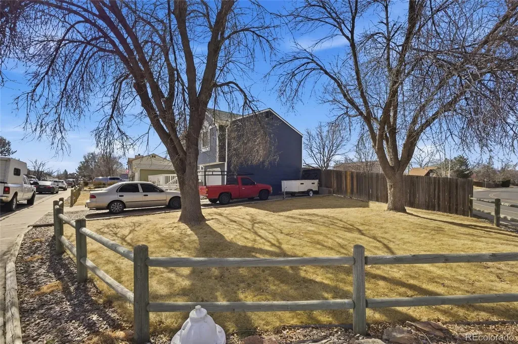 1759 Sunset Street Longmont CO 80501