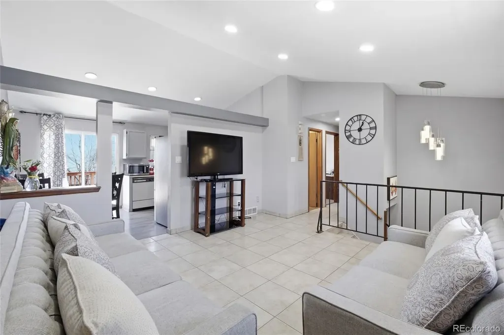 1759 Sunset Street Longmont CO 80501