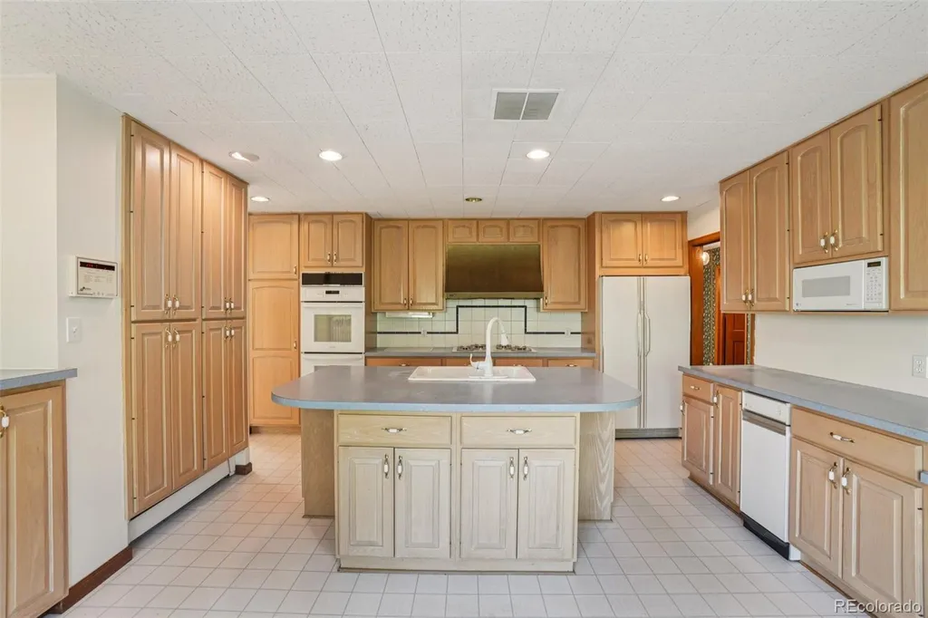 203 9th Street Georgetown CO 80444