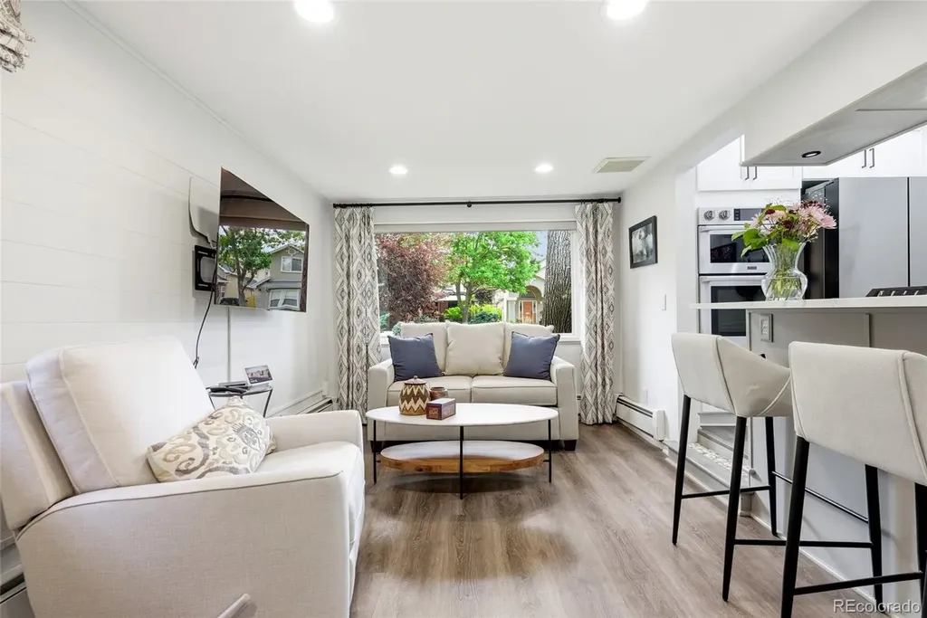 817 Locust Street Denver CO 80220