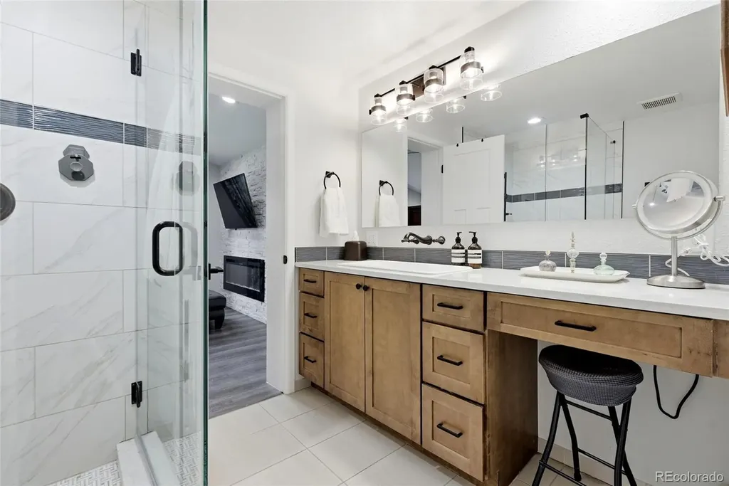 817 Locust Street Denver CO 80220