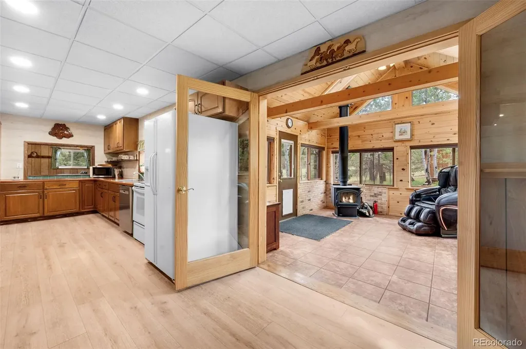 215 S Valley Drive Lake George CO 80827