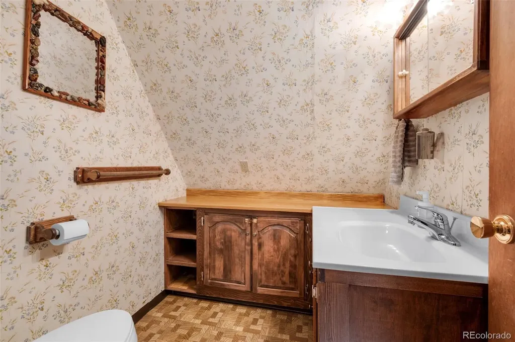 215 S Valley Drive Lake George CO 80827