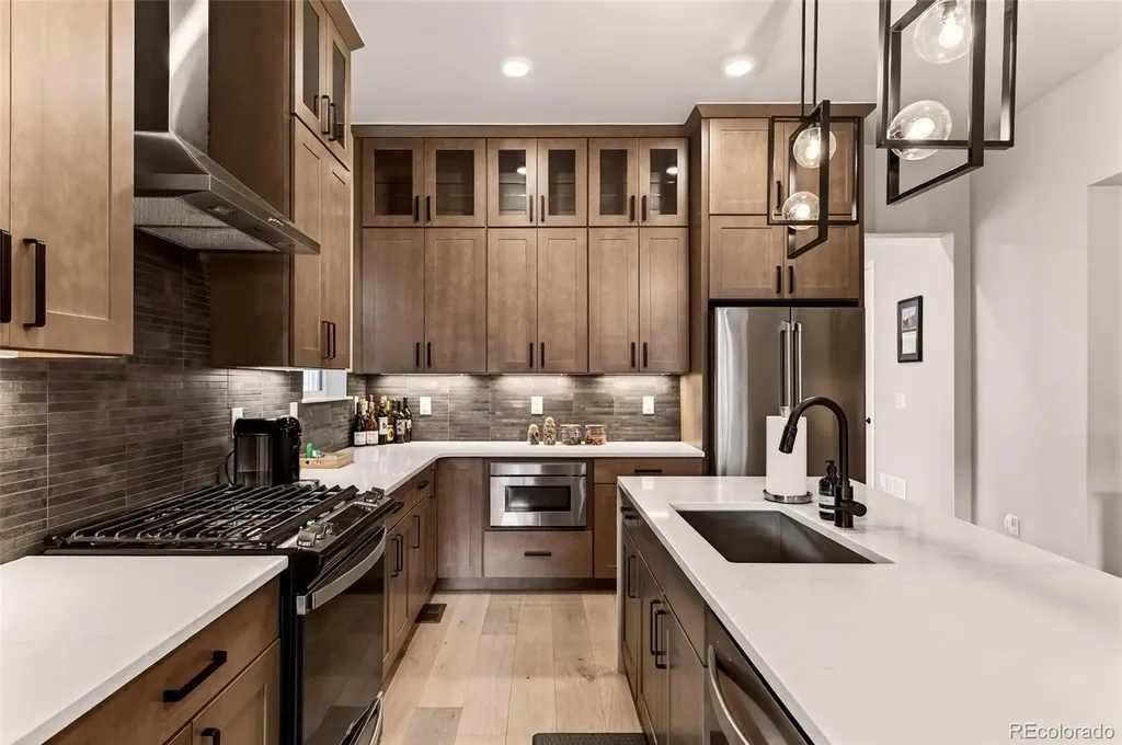 1751 W 166th Avenue Broomfield CO 80023