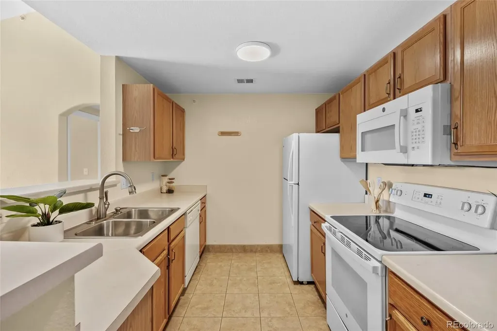 7440 S Blackhawk Street Englewood CO 80112