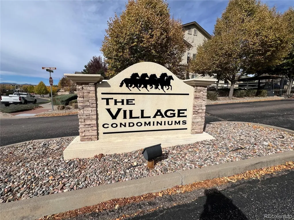 6925 Ash Creek Heights Colorado Springs CO 80922