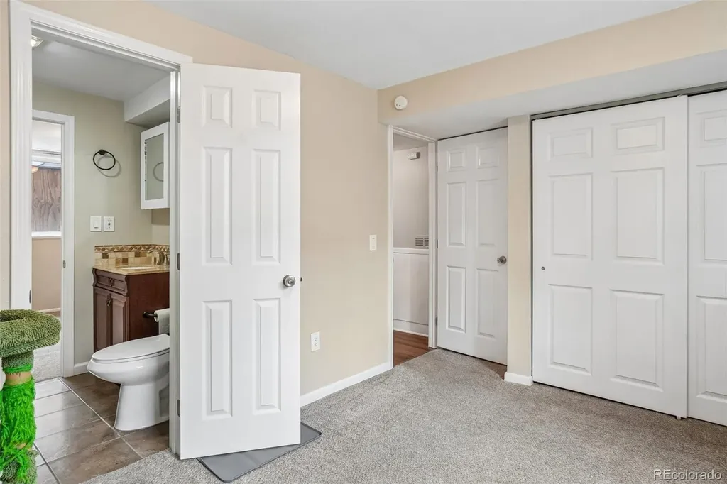3850 S Genoa Court Aurora CO 80013